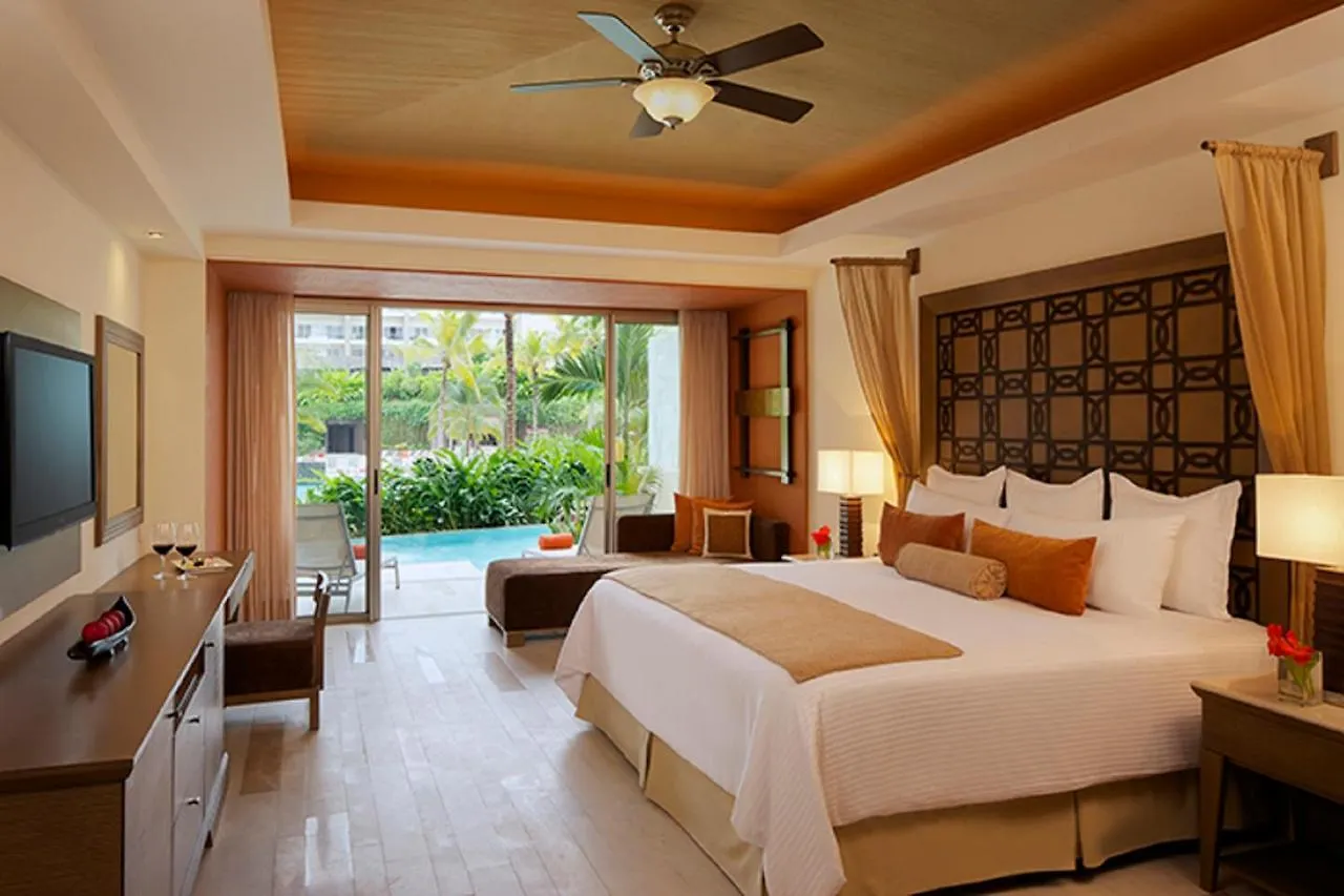 Dreams Vallarta Bay Resorts & Spa Puerto Vallarta Mexico