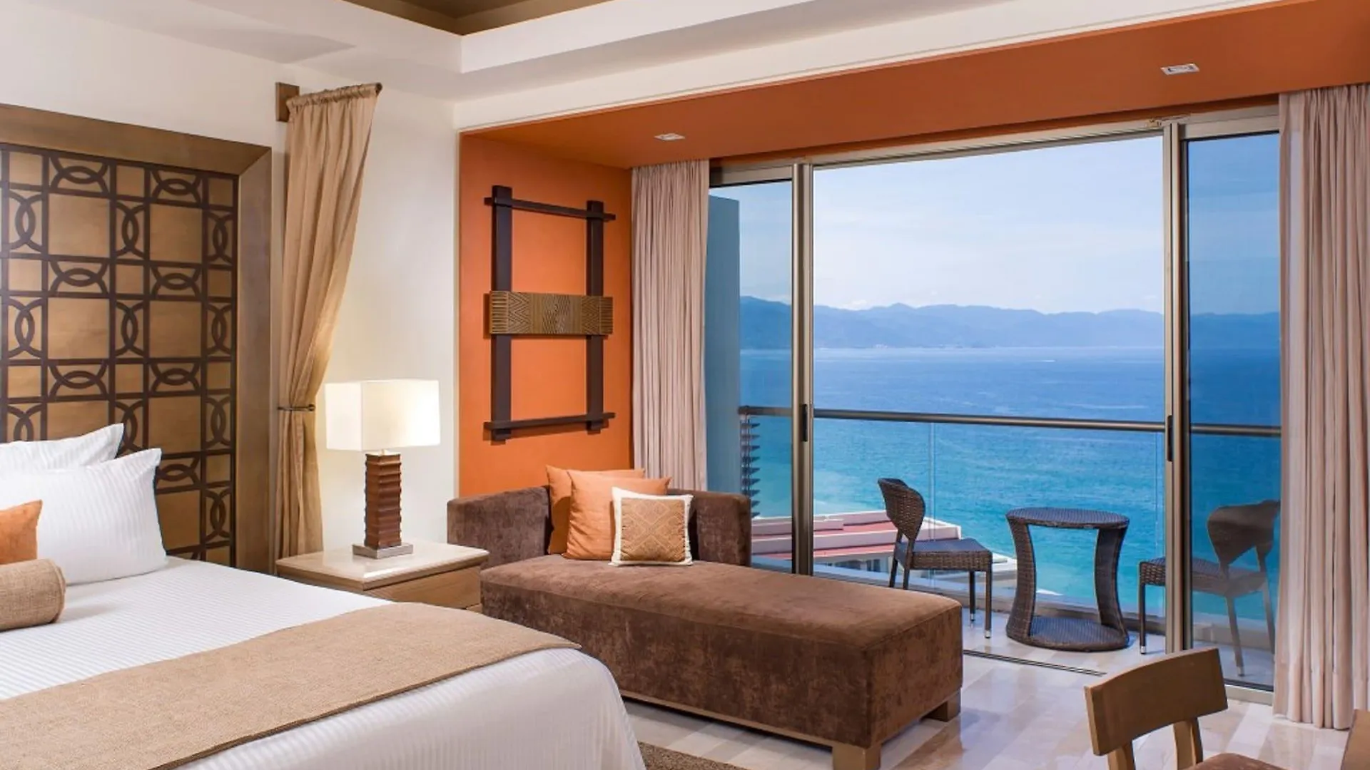 Dreams Vallarta Bay Resorts & Spa Puerto Vallarta